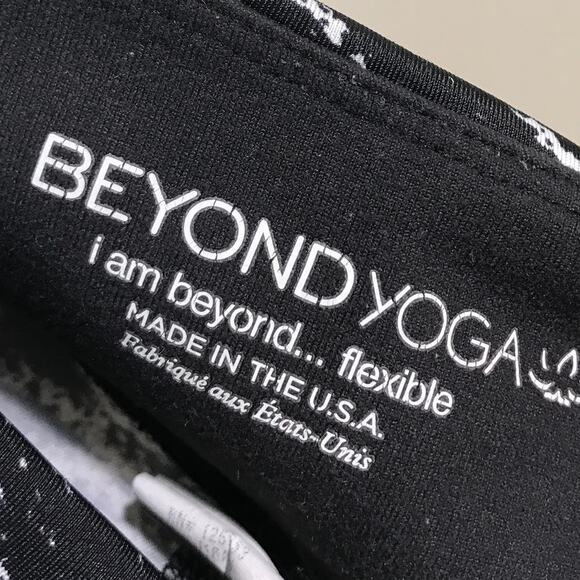 Beyond Yoga Lux Etched Block Print Leggings - Picture 6 of 10
